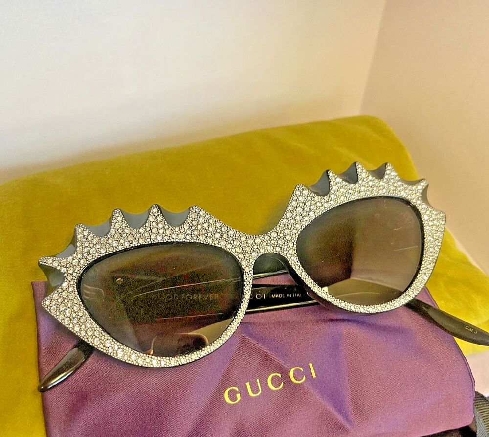 GUCCI 52mm Crystal Pave Cat Eye Sunglasses Black/Grey